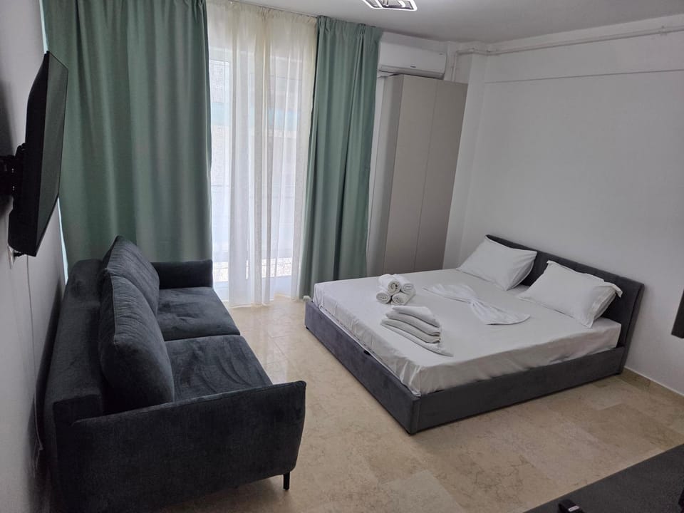 Azzurro Beachfront - Prima linie la MARE Apartment in Constanta