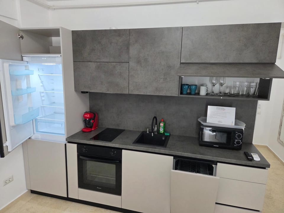 Azzurro Beachfront - Prima linie la MARE Apartment in Constanta