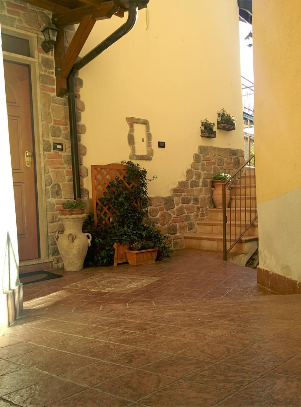Facade/entrance