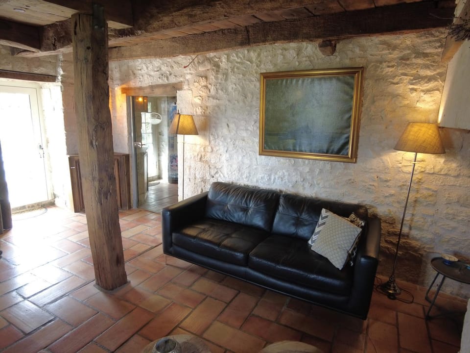 Living room, Food