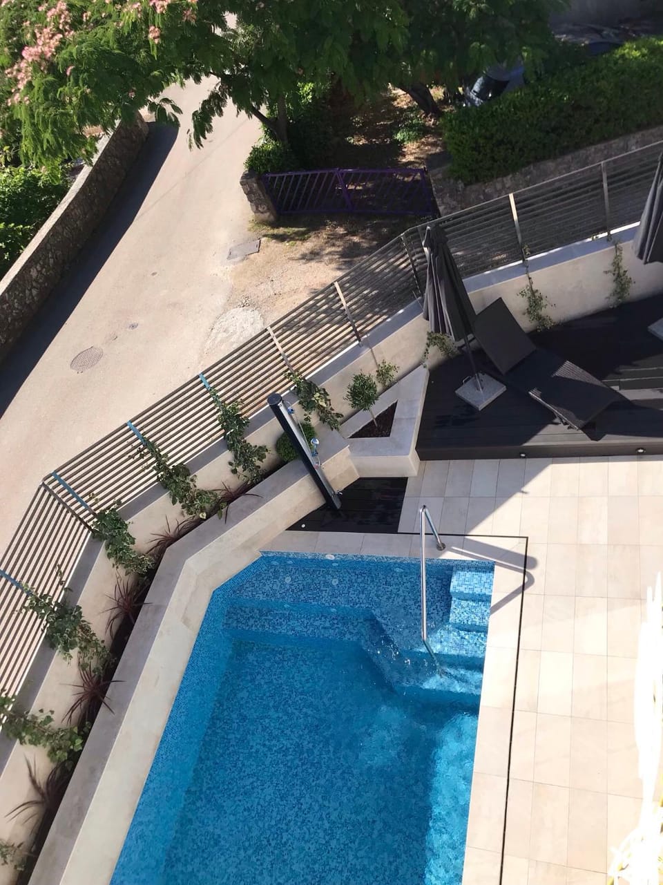 Swimming pool, Swimming pool