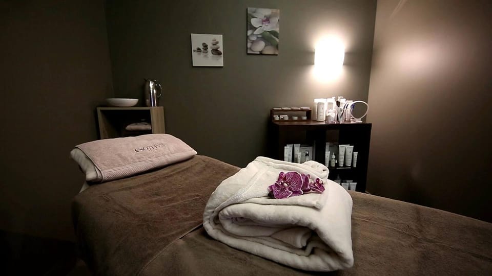 Massage, Spa and wellness centre/facilities