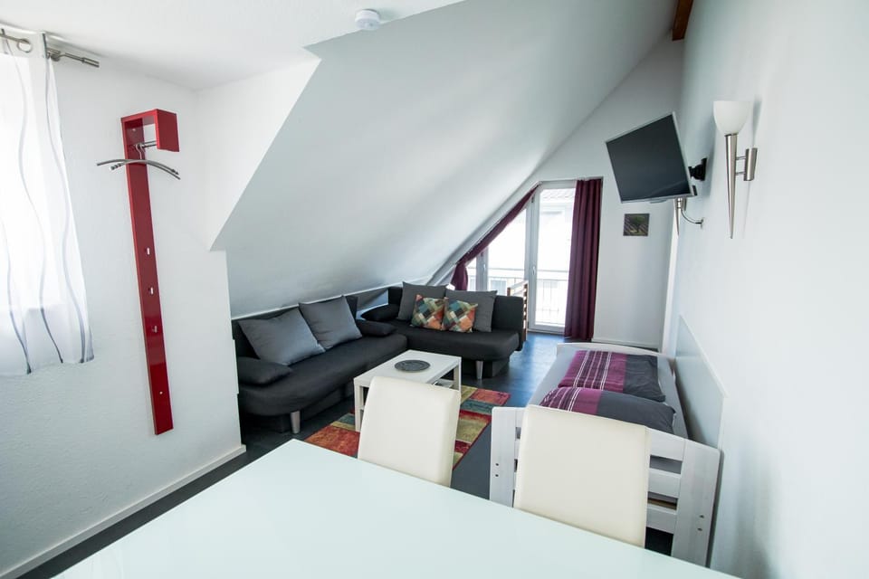 Living room, Photo of the whole room, Food