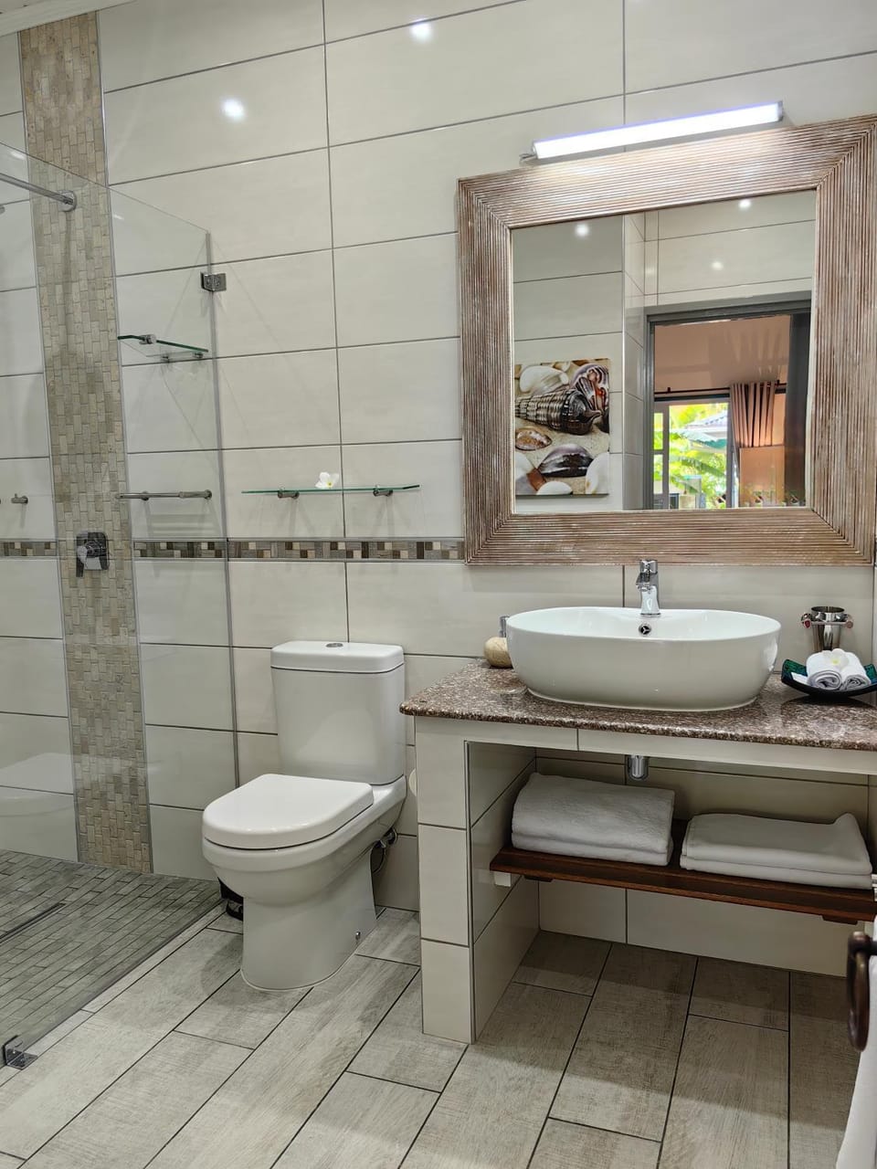 Villa Charme de L'ile Apartment hotel in Africa