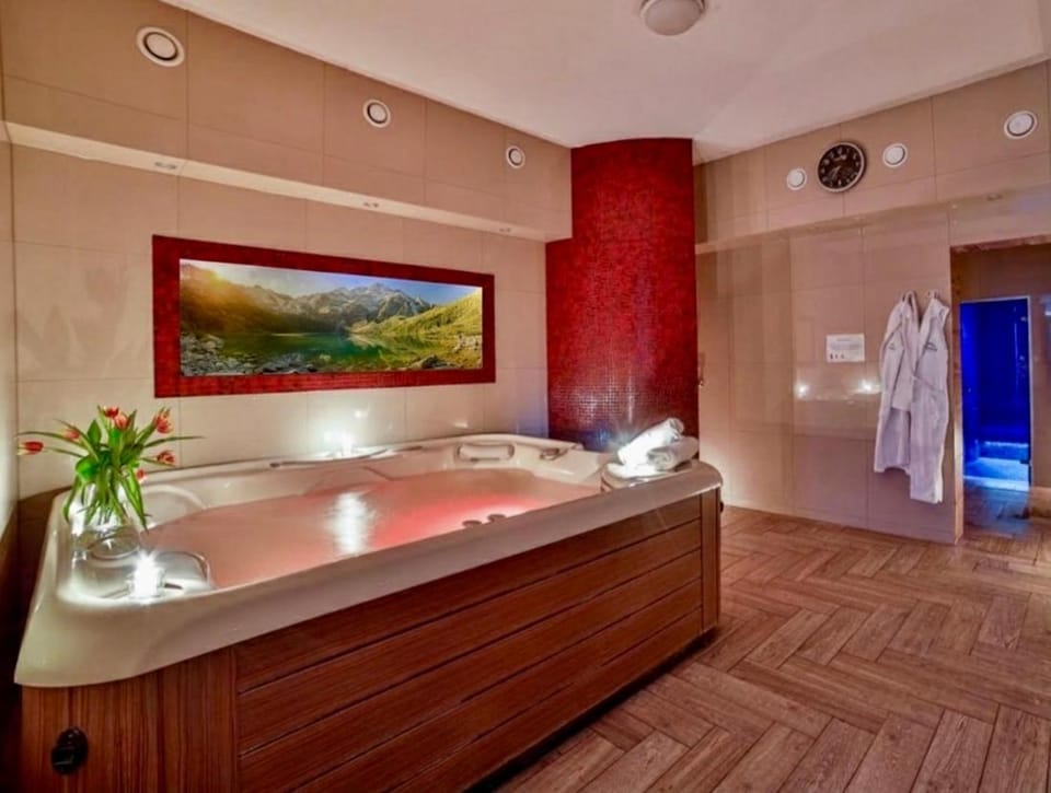 Hot Tub