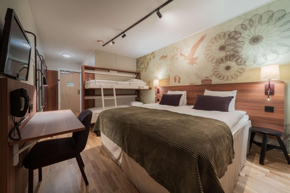 Photo of the whole room, Bedroom, On site