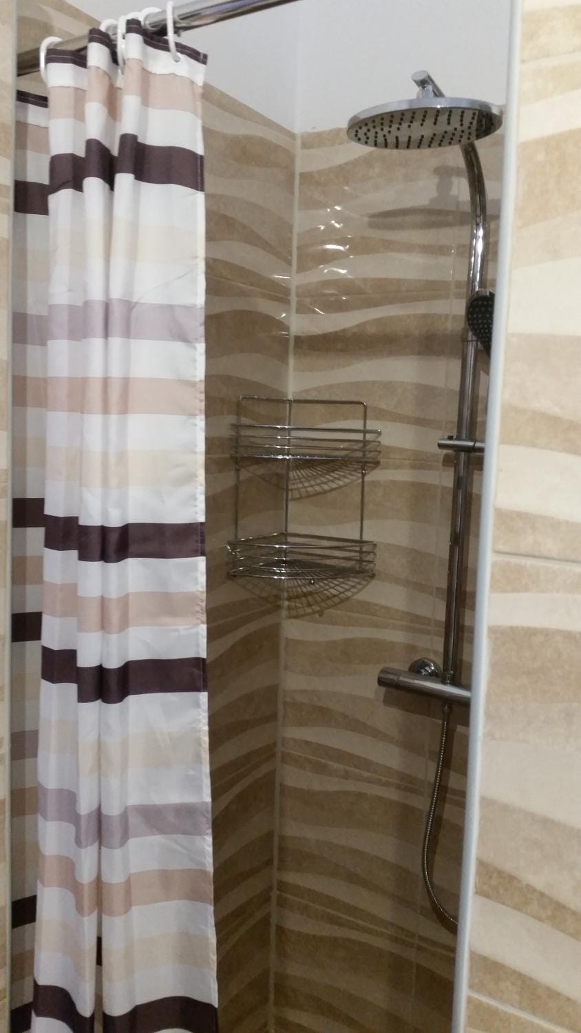 Shower, Bathroom