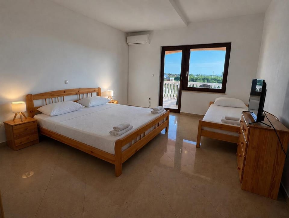 Apartments Bernarda 2 Apartment in Zadar County