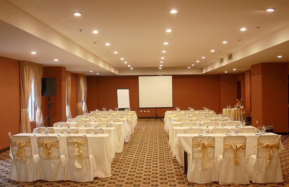 Banquet/Function facilities