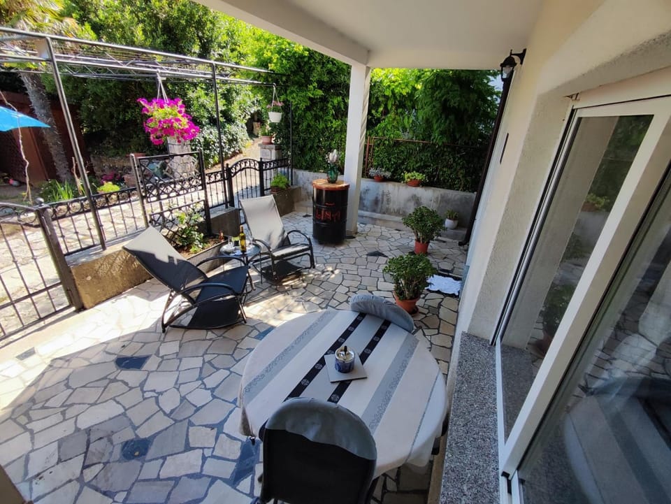 Lina at the best Apartment in Krk