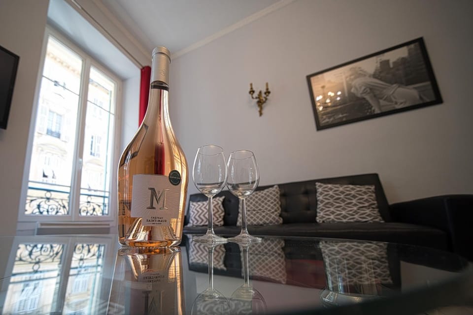 Lusso 5 beds Central Apartment Apartment in Nice
