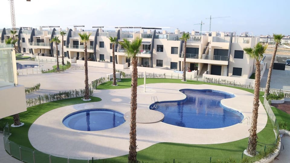 Pool view