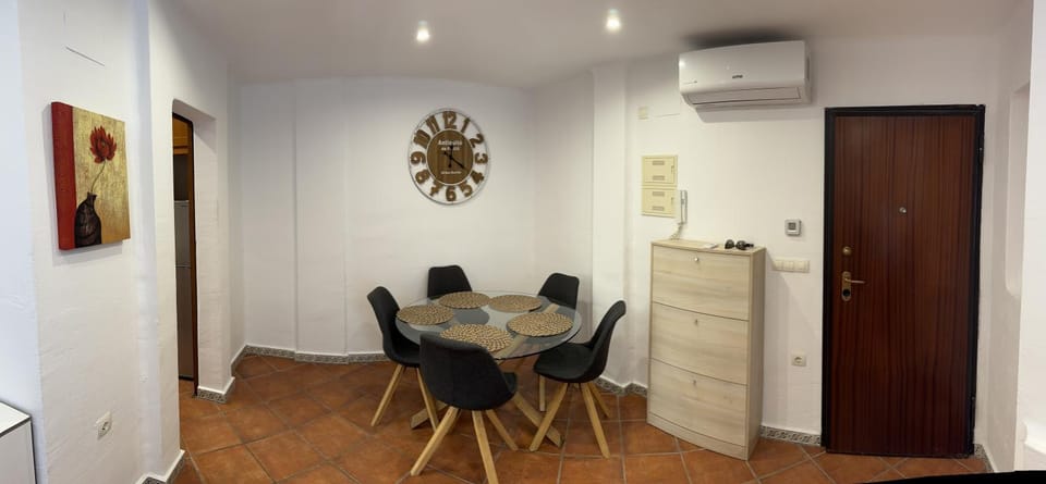 Dining area, air conditioner