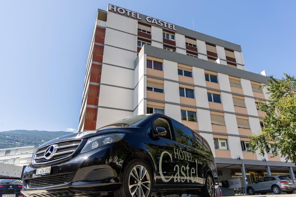 Property building, Day, Location, Parking