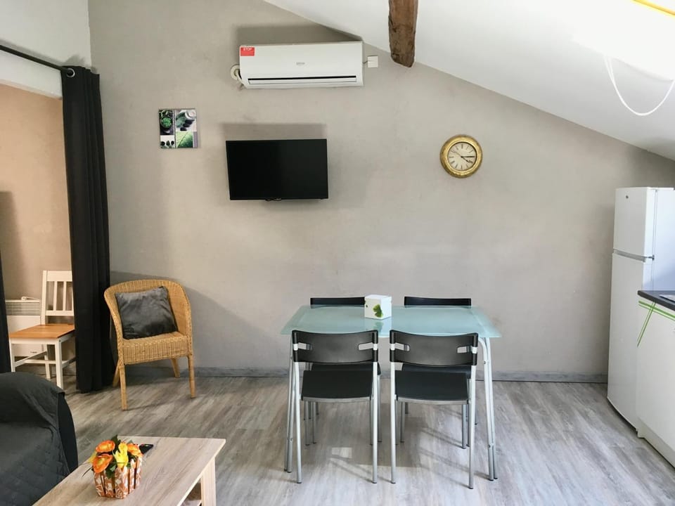 Appartement Boucou Apartment in Nouvelle-Aquitaine