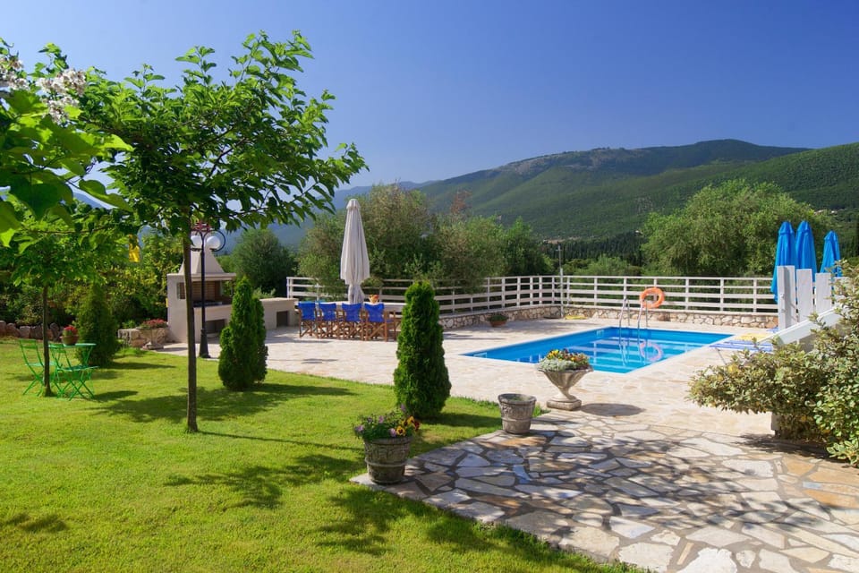 BBQ facilities, Garden, Mountain view, Swimming pool