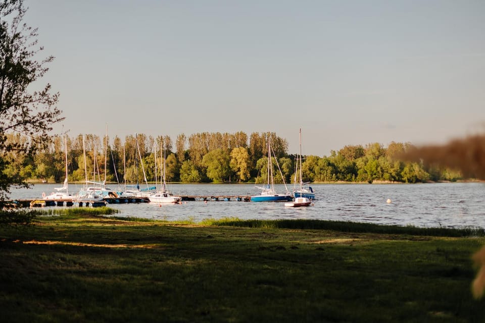 Nearby landmark, Natural landscape, Activities, Lake view