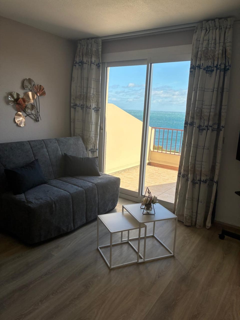 View (from property/room), Living room, Sea view