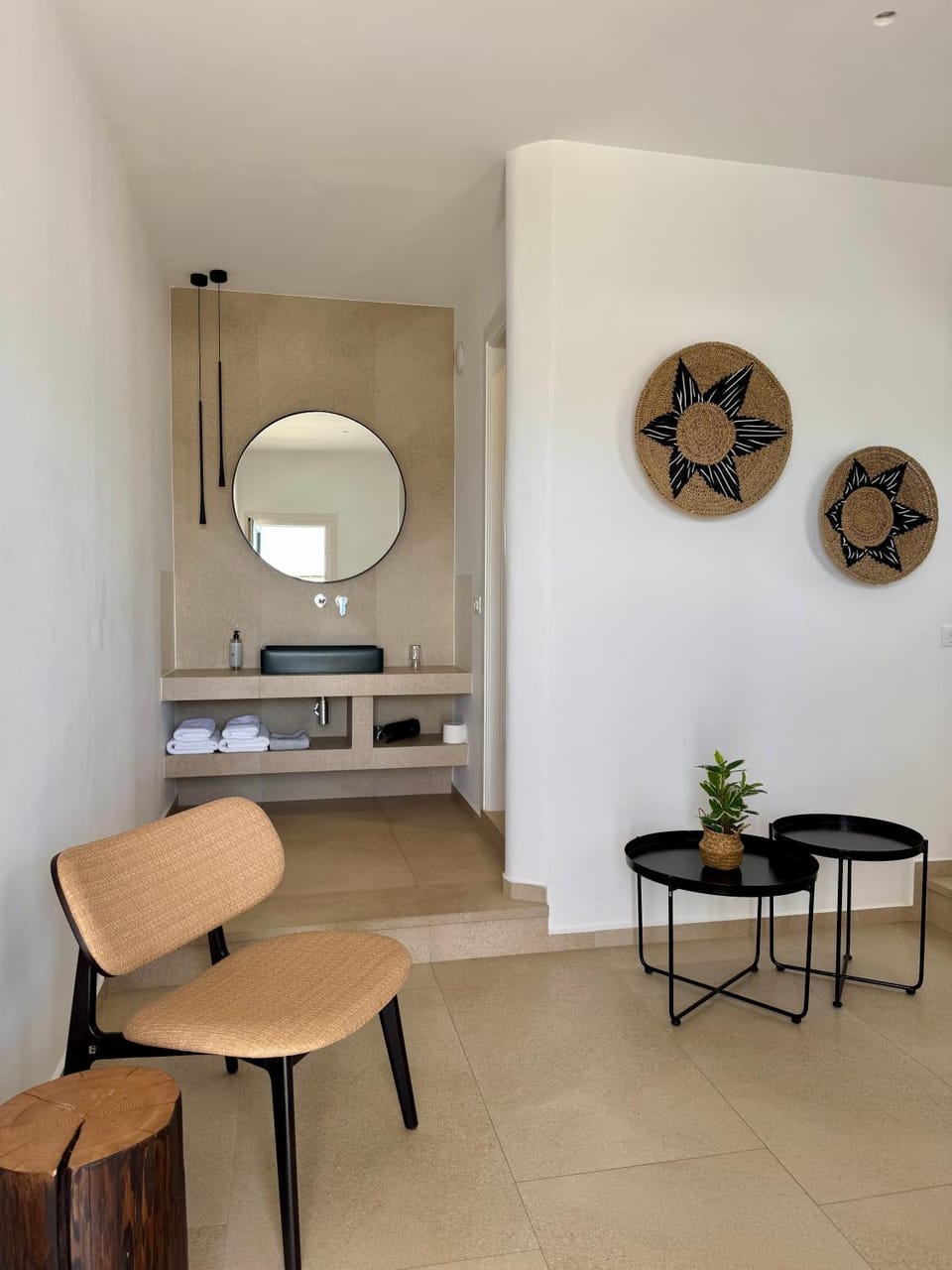 Esperides Apartment in Mykonos, Mikonos 846 00, Greece