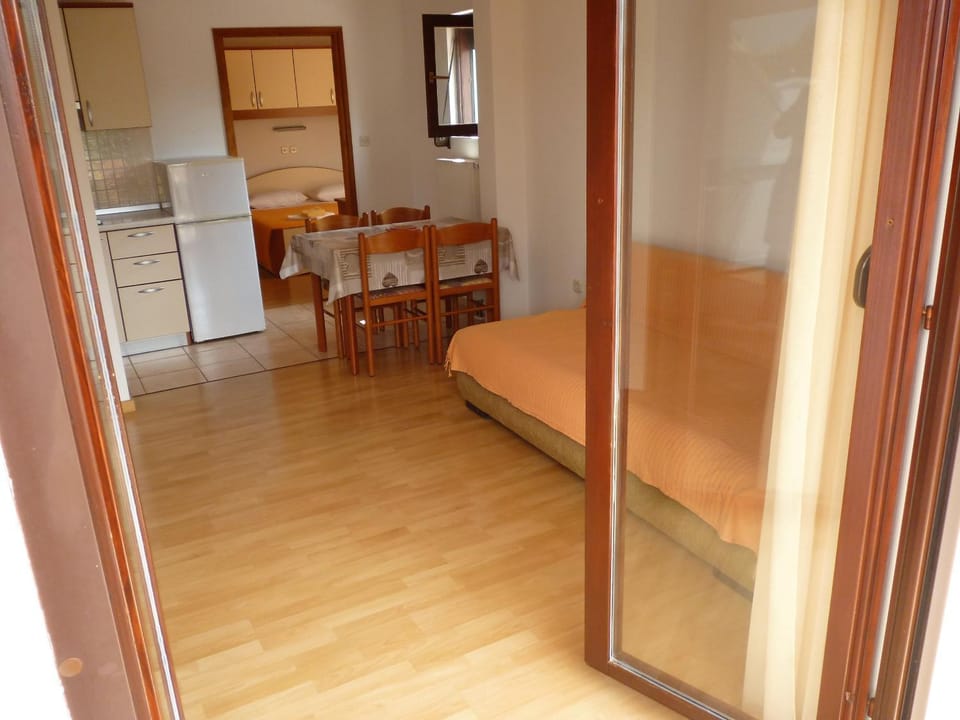 Balcony/Terrace, Dining area