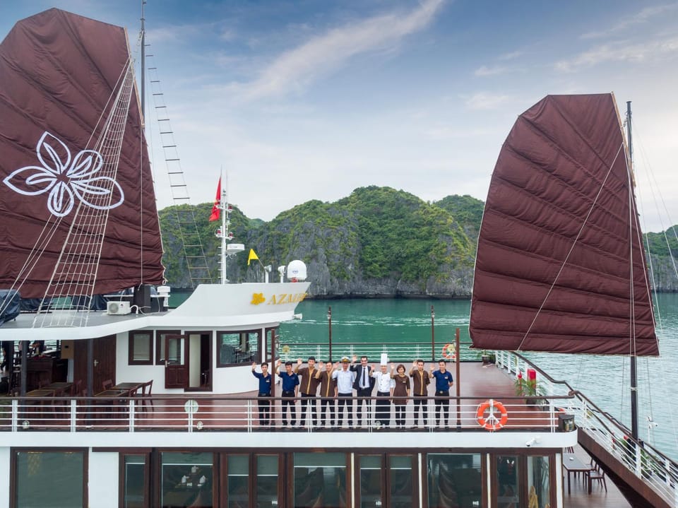 Staff, Sea view