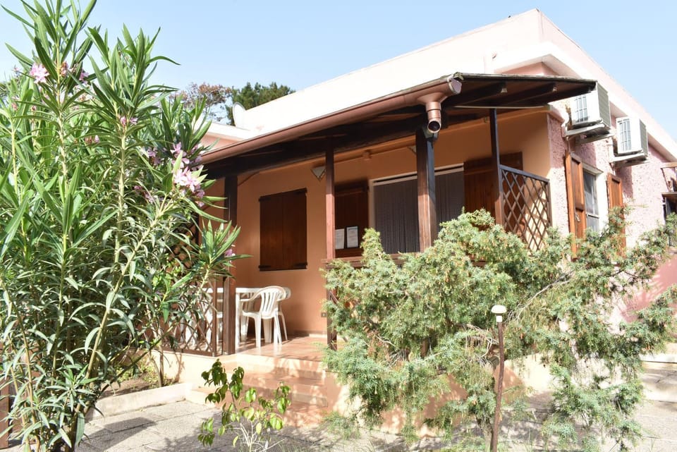 Property building, Garden