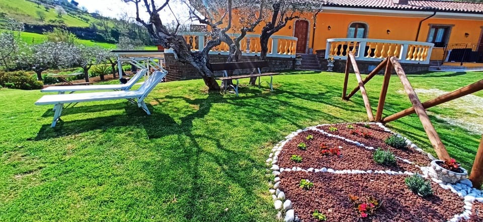 Chalet negli ulivi Bed and Breakfast in Abruzzo
