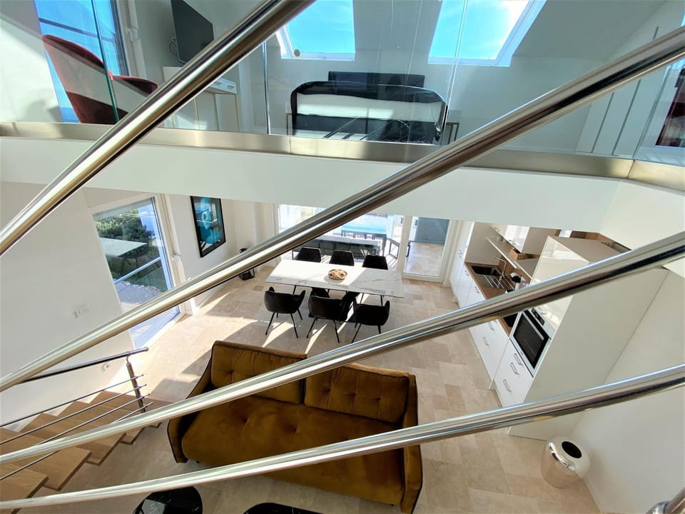 Kitchen or kitchenette, Living room, Bedroom