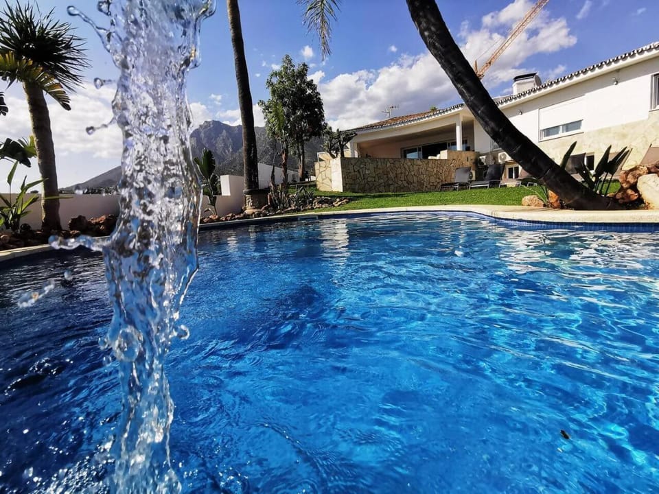 Modern villa close to Fontanilla Beach Villa in Marbella