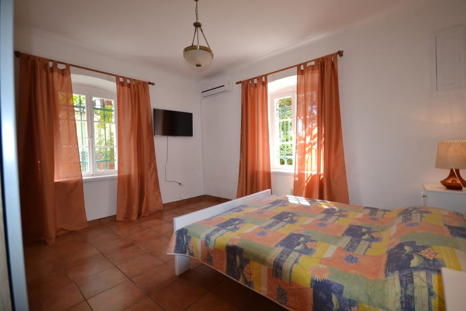 TV and multimedia, Bedroom