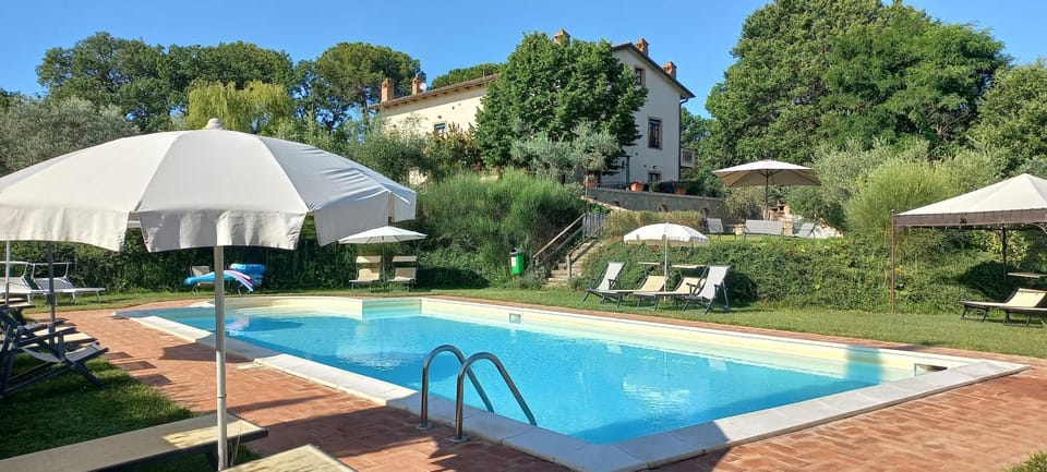 Poggio Olivo Apartment in Tuscany