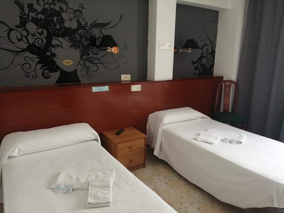 Hostal Jaime I Bed and Breakfast in Huesca