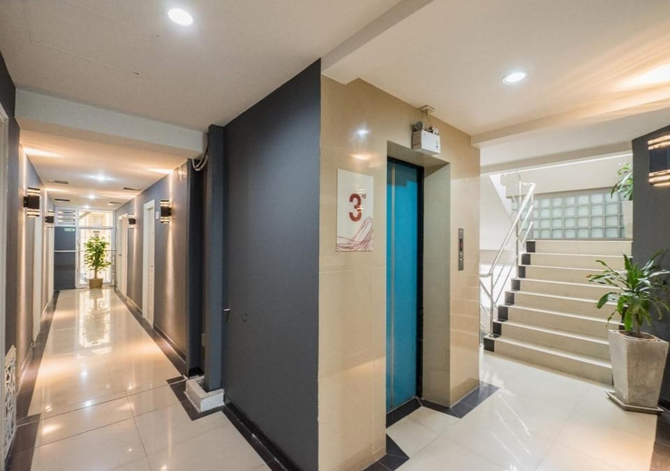 Lobby or reception, Floor plan