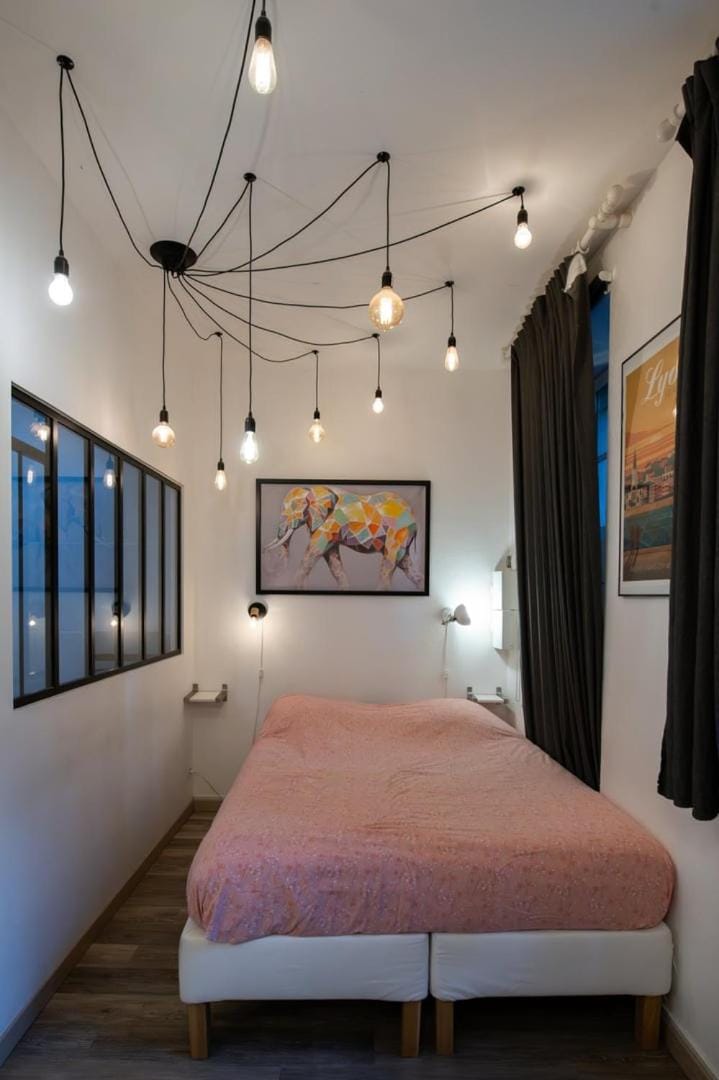 Suite du Vieux Lyon Cosy & calme - le Quarantaine Apartment in Lyon