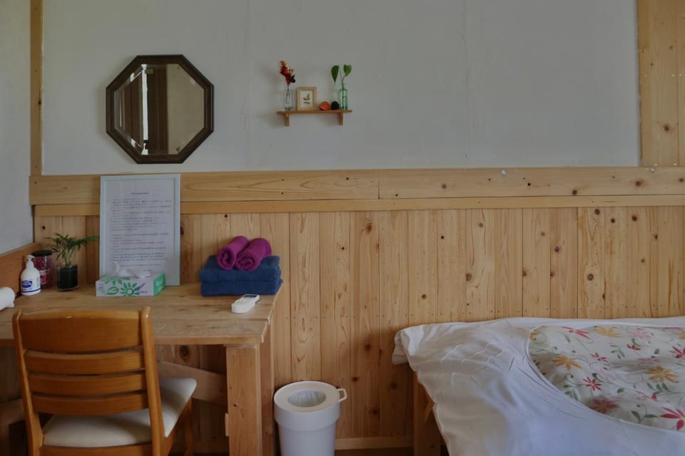 Azumino Backpackers 山の風 Bed and Breakfast in Kitaazumi District