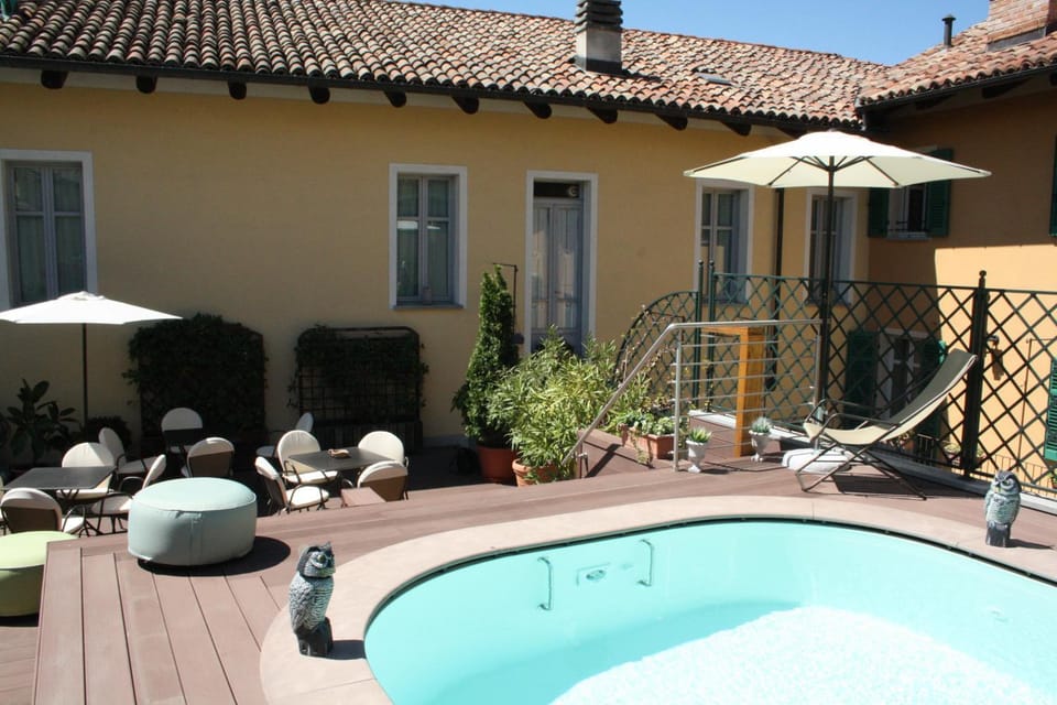 Balcony/Terrace, Pool view, Swimming pool, Swimming pool