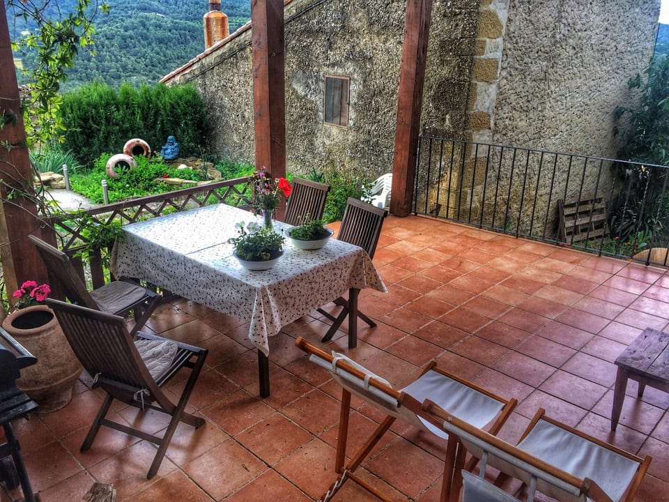 Balcony/Terrace, Balcony/Terrace, Internal: Not applicable to any particular room