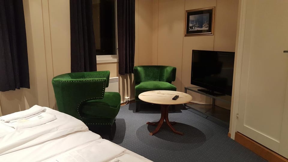 Seating area