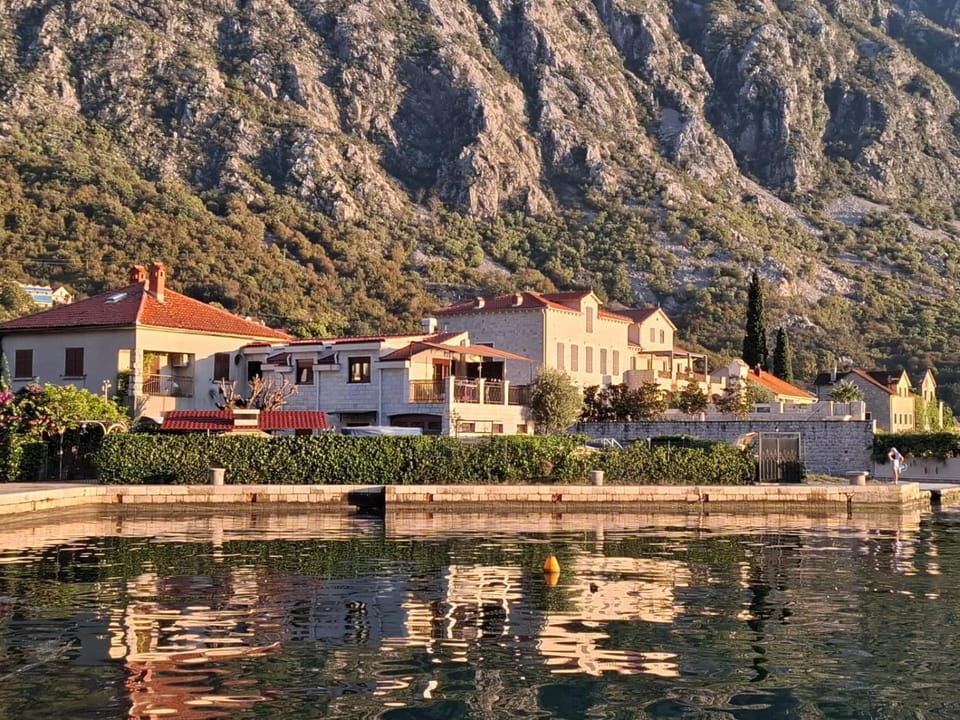 Villa Ivan Apartment in Kotor Municipality