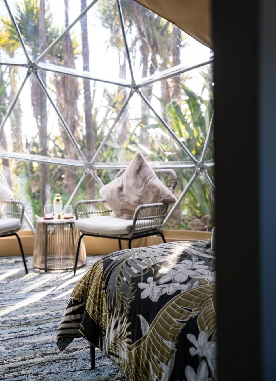 View (from property/room), Living room, Seating area