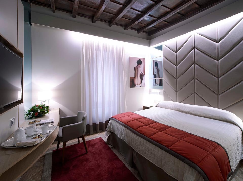 Bed, Photo of the whole room
