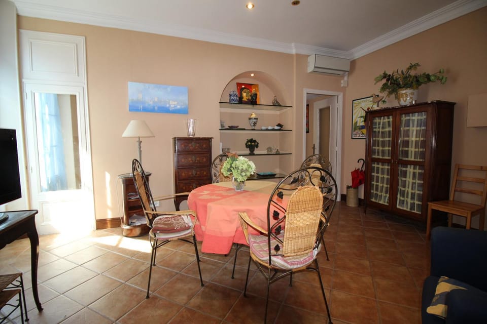 AGENCIA appartement Rue d'Antibes Apartment in Cannes