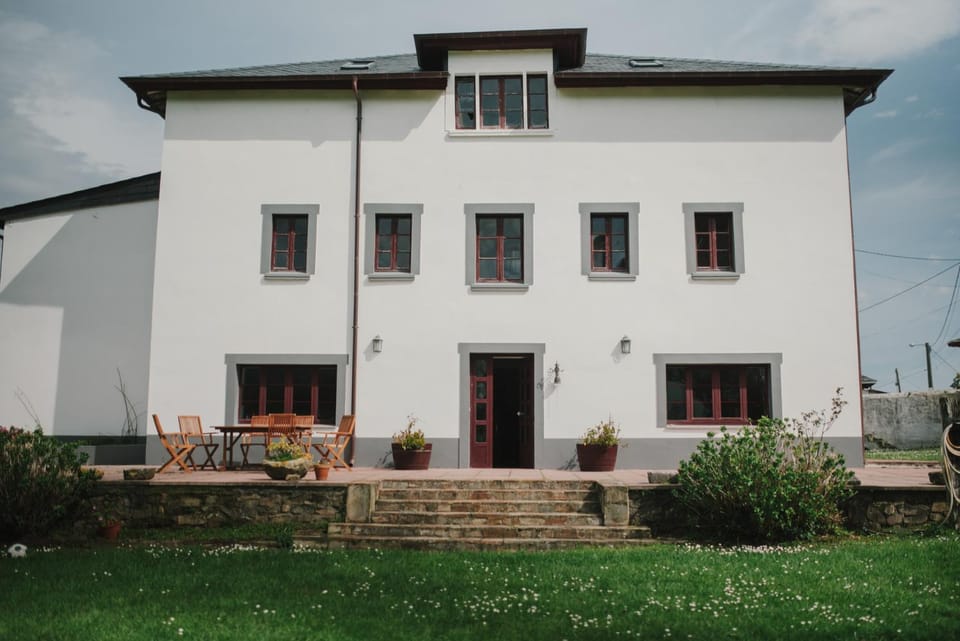 Casa Firmo House in Asturias