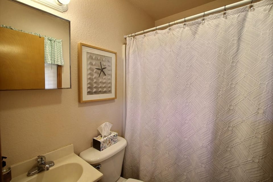 NC 12 56821-16 Condo Apartment in Hatteras Island