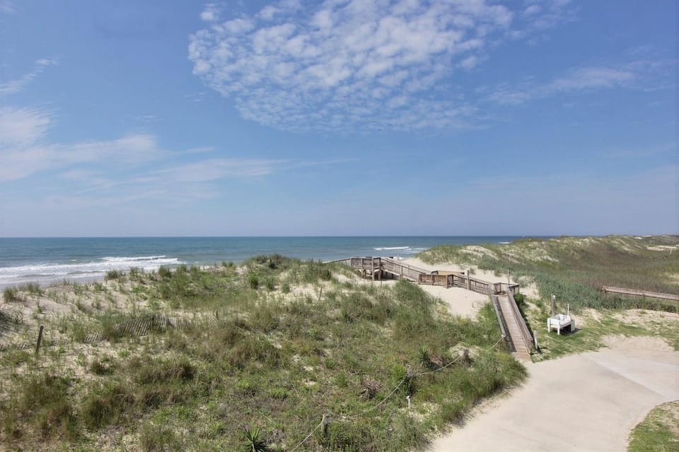 NC 12 56821-29 Condo Apartment in Hatteras Island