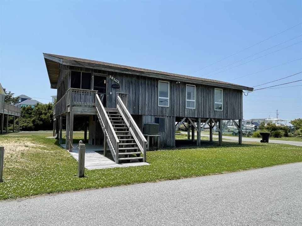 Gray Eagle House 58202 House in Hatteras Island