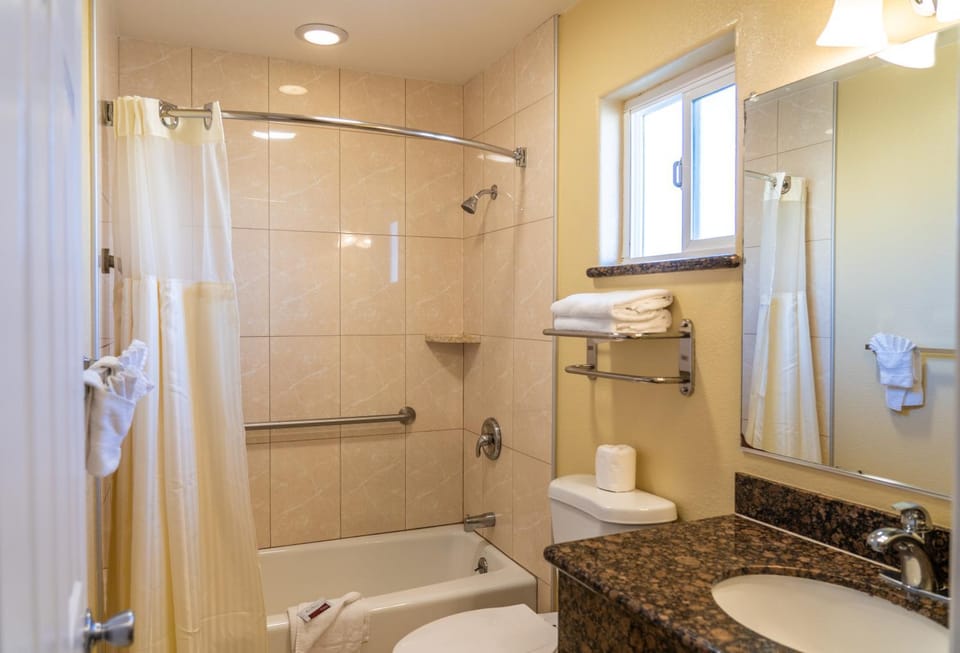 Shower, Bath