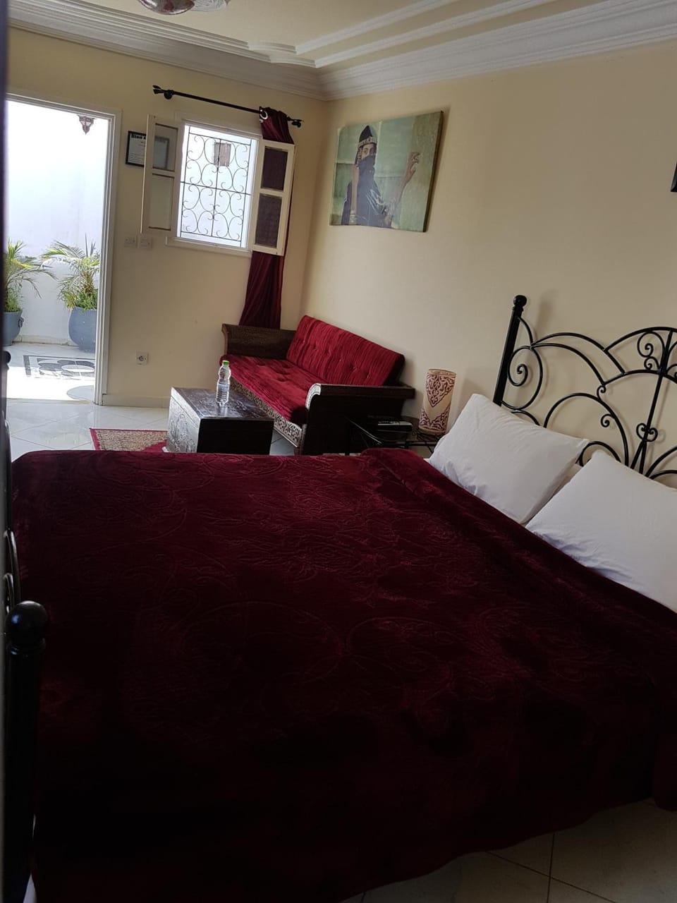 Photo of the whole room