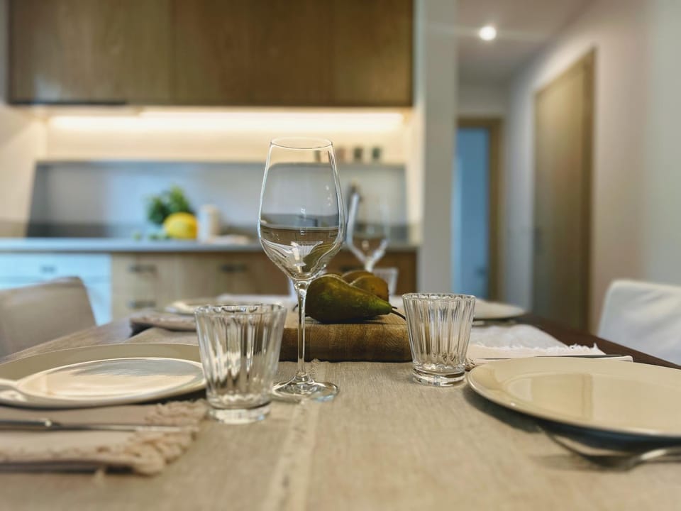 Living room, Dining area, kitchen