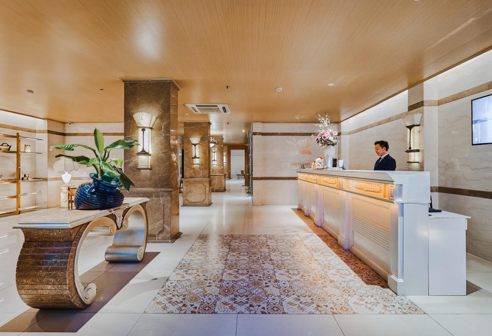 Lobby or reception, Lobby or reception, Seating area